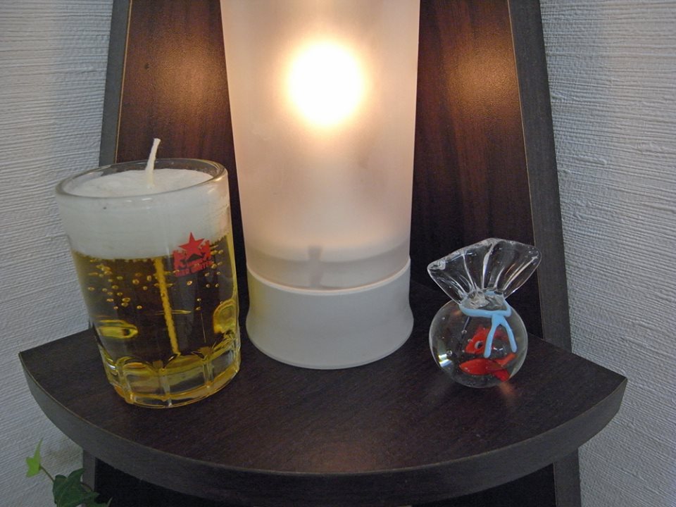金魚とビールのキャンドル